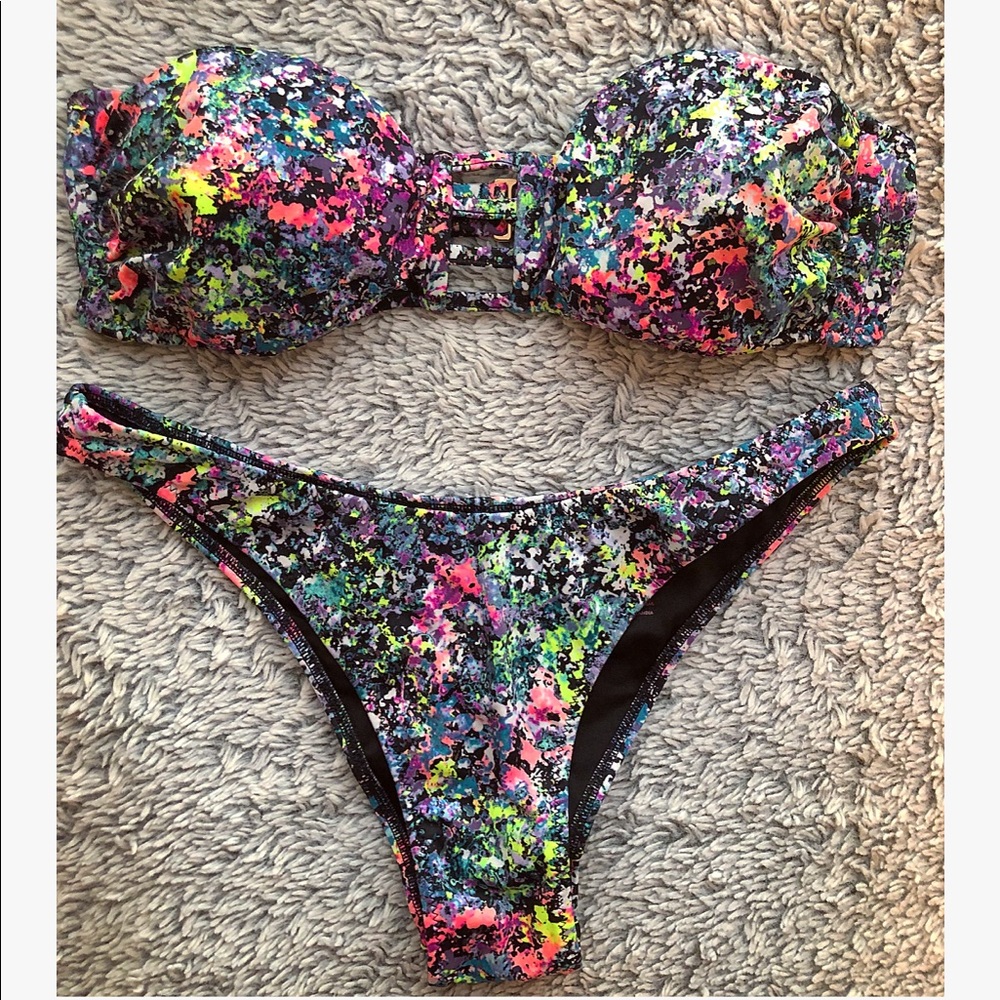 Victoria’s Secret Bikini